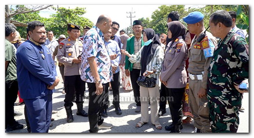 Bupati Syah Afandin Jemput Aspirasi Warga Sambirejo, Pastikan Jalan Rp31 M Segera Diperbaiki