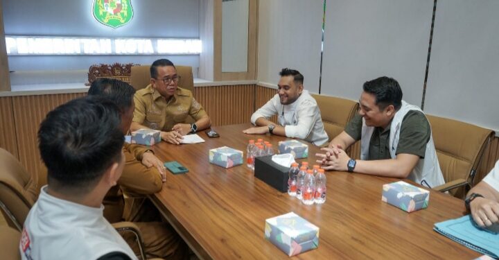 Meriahkan HUT Medan, Zakiyuddin Harahap Dukung Penuh Turnamen Padel Untuk Semua