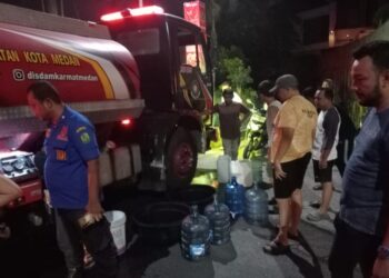 Wali Kota Medan Kerahkan Armada Damkarmat Untuk Penuhi Kebutuhan Air Bersih Warga