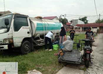 Gerak Cepat Pemko Medan di Amplas: Air Kini Sudah Mengalir, Warga Apresiasi Bantuan 