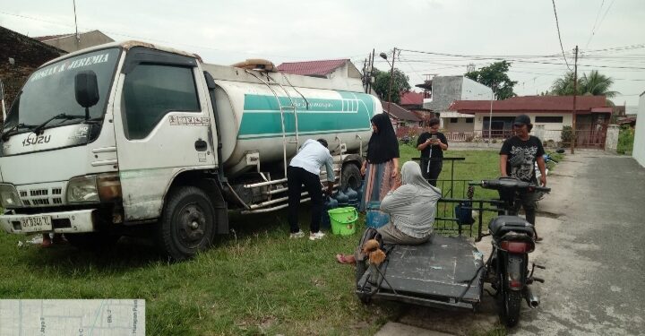 Gerak Cepat Pemko Medan di Amplas: Air Kini Sudah Mengalir, Warga Apresiasi Bantuan 