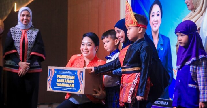 Bunda PAUD Kota Medan Airin Rico Waas Hadirkan Keceriaan dalam Program Makanan Tambahan untuk Anak PAUD