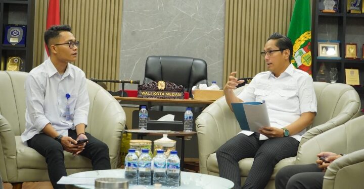 Rico Waas Dorong Pemuda dan Mahasiswa Jadi Agen Perubahan Pembangunan Kota Medan
