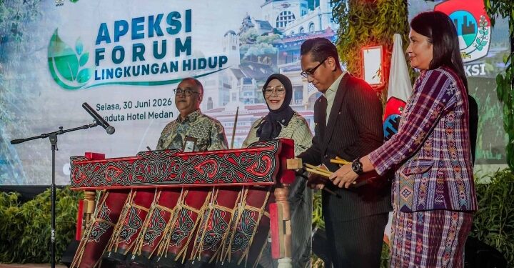 Rico Waas Ajak Kota Wariskan Lingkungan Lestari, Bukan Cerita Sedih untuk Generasi Mendatang