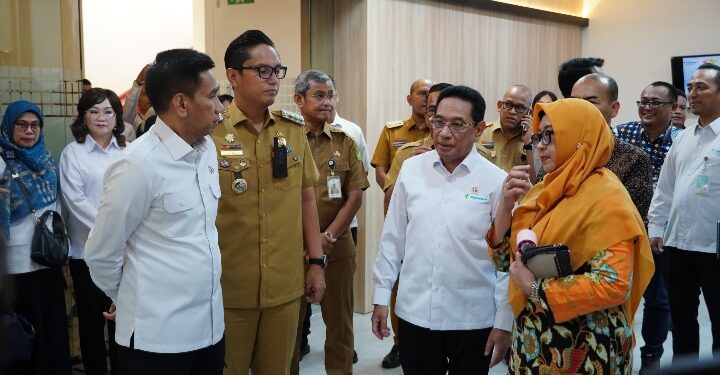 Cegah Penyebaran TB, Wali Kota Medan Gencarkan Tracing Jemput Bola