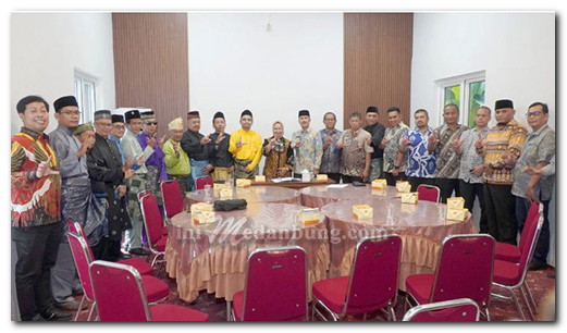 Plt. Bupati Tiorita Perkuat Sinergi dengan Kesultanan Langkat untuk Jaga Marwah Budaya Melayu