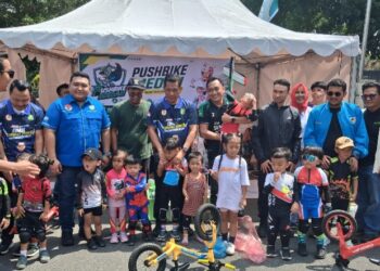 Rico Waas Pesankan Sportivitas dan Semangat Pantang Menyerah di BMX Drag Bike Piala Wali Kota Medan 2026
