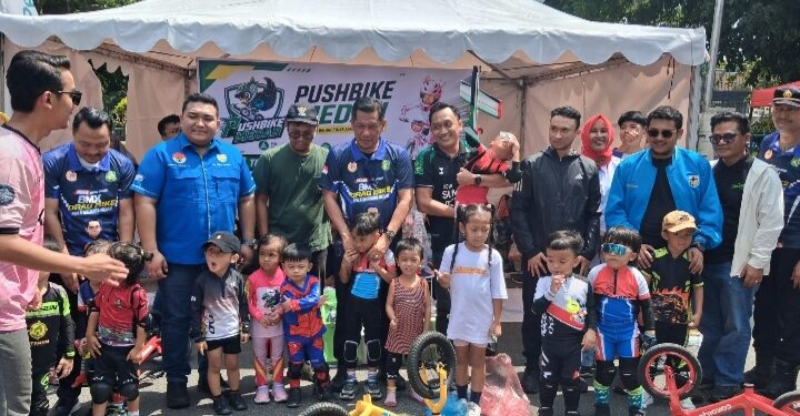Rico Waas Pesankan Sportivitas dan Semangat Pantang Menyerah di BMX Drag Bike Piala Wali Kota Medan 2026