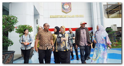 Plt. Bupati Tiorita Kawal Langsung Percepatan Bantuan Korban Banjir Langkat ke Jakarta