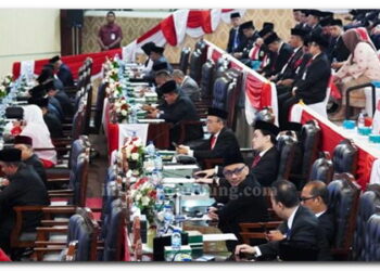Hadiri Paripurna DPRD, Wali Kota Medan Simak Pidato Kenegaraan Presiden Prabowo