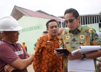 Tinjau Pembangunan Puskesmas Glugur Darat, Rico Waas Targetkan Rampung Desember