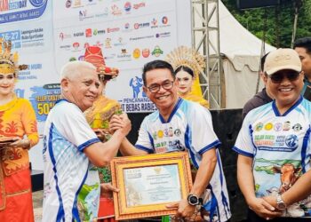 Semarak World Rabies Day 2026, Zakiyuddin Harahap Dampingi Wagub Sumut Lepas Peserta Jalan Santai