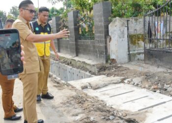 Tak Ingin Warga Kebanjiran Lagi, Wali Kota Medan Tinjau Langsung Pembangunan Drainase Sei Asahan