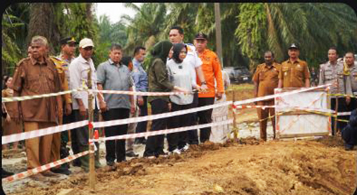 Plt. Bupati Langkat Tiorita Gerak Cepat Pulihkan Akses Jalan Longsor Salapian