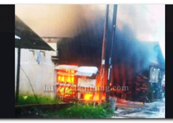 Satu Pintu Rumah Warga Permanen Dijadikan Depot Air Terbakar di Marelan