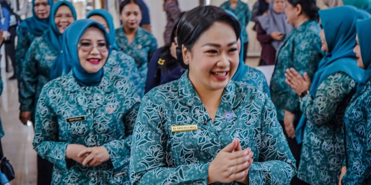 Airin Rico Waas Dorong Kurasi Berjenjang, Produk UMKM Kelurahan hingga Kecamatan Dipajang di Galeri Mustika Deli