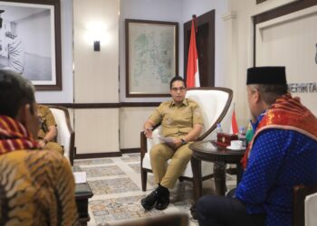 Dukung Penuh Merdang Merdem 2026, Wali Kota Medan Rico Waas Tekankan Pentingnya Kesakralan Budaya Karo