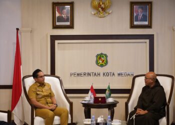 Rico Waas Dukung Pesta Sinodal Paroki Padre Pio Helvetia