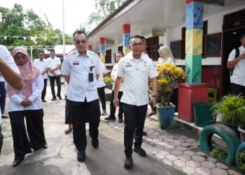 Peduli Masa Depan Pendidikan, Wakil Wali Kota Medan Minta Fasilitas SDN 066667 Denai Segera Diperbaiki