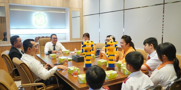 Wakil Wali Kota Medan Apresiasi Prestasi Robotics dan Coding Siswa Nanyang Zhi Hui School