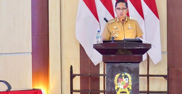 Rico Waas: Penanggulangan Kemiskinan Jangan Hanya Hitung Bantuan, Ukur Keluarga yang Keluar dari Kemiskinan