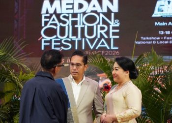 Peringatan Hari Ulos Nasional Meriahkan Puncak MFCF 2026, Rico Waas Harap Tenun Lokal Mendunia