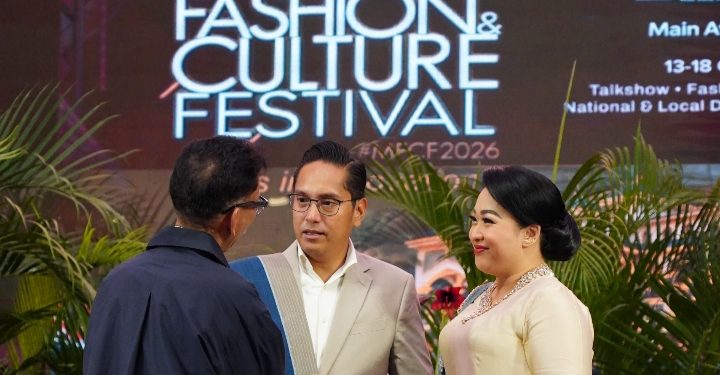 Peringatan Hari Ulos Nasional Meriahkan Puncak MFCF 2026, Rico Waas Harap Tenun Lokal Mendunia