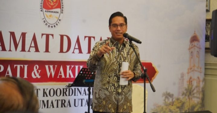 Rico Waas: Konflik Kepala Daerah Bisa Merusak Program Pembangunan