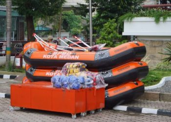 Antisipasi Cuaca Buruk, Rico Waas Galakkan Pembersihan, Siagakan 23 Perahu Karet dan Gandeng Komunitas Offroad untuk Evakuasi
