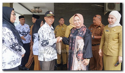 Plt. Bupati Tiorita Menegaskan: Jangan Ada Anak Langkat Putus Sekolah