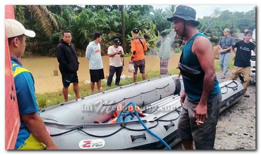 Plt. Bupati Langkat Tiorita Gerak Cepat Tangani Banjir Besitang, Bantuan dan Layanan Kesehatan Disalurkan